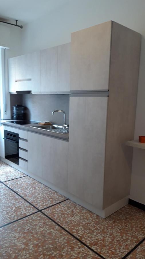 A Casa Di Anna Apartment ฟีนาเลลีกูเร ภายนอก รูปภาพ