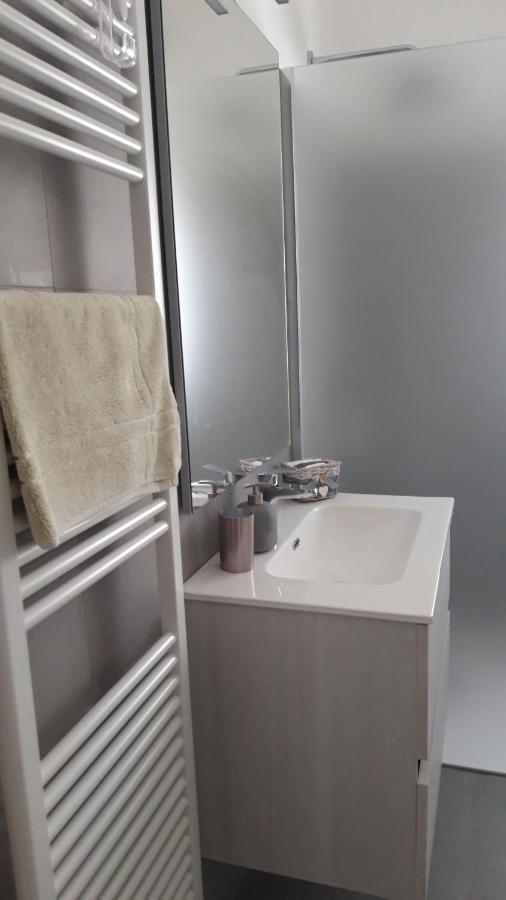 A Casa Di Anna Apartment ฟีนาเลลีกูเร ภายนอก รูปภาพ