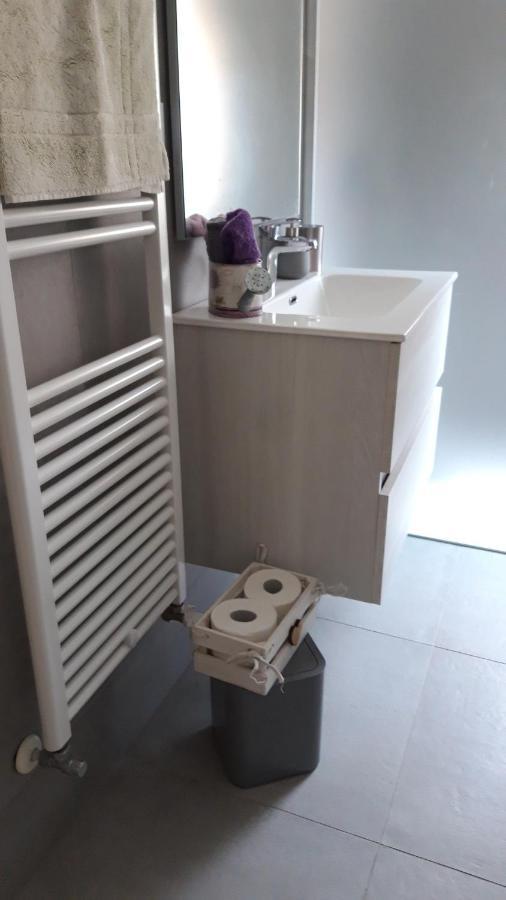 A Casa Di Anna Apartment ฟีนาเลลีกูเร ภายนอก รูปภาพ